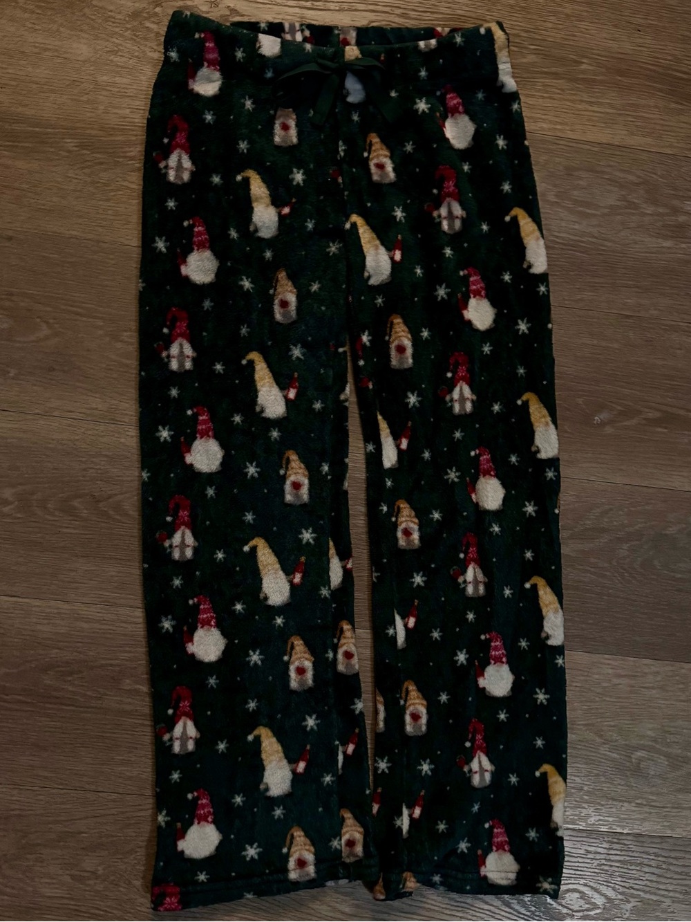 Daydream by Berkshire Home Green Gnome Fleece Holiday Pajama Pants Small